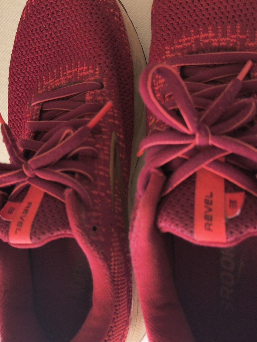 Brooks Revel 3 Running Shoes - Size 9 - Picture 6 of 10